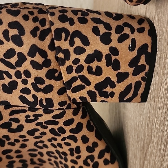 Bar III Gatlin Leopard Print Ankle Booties - Picture 13 of 14